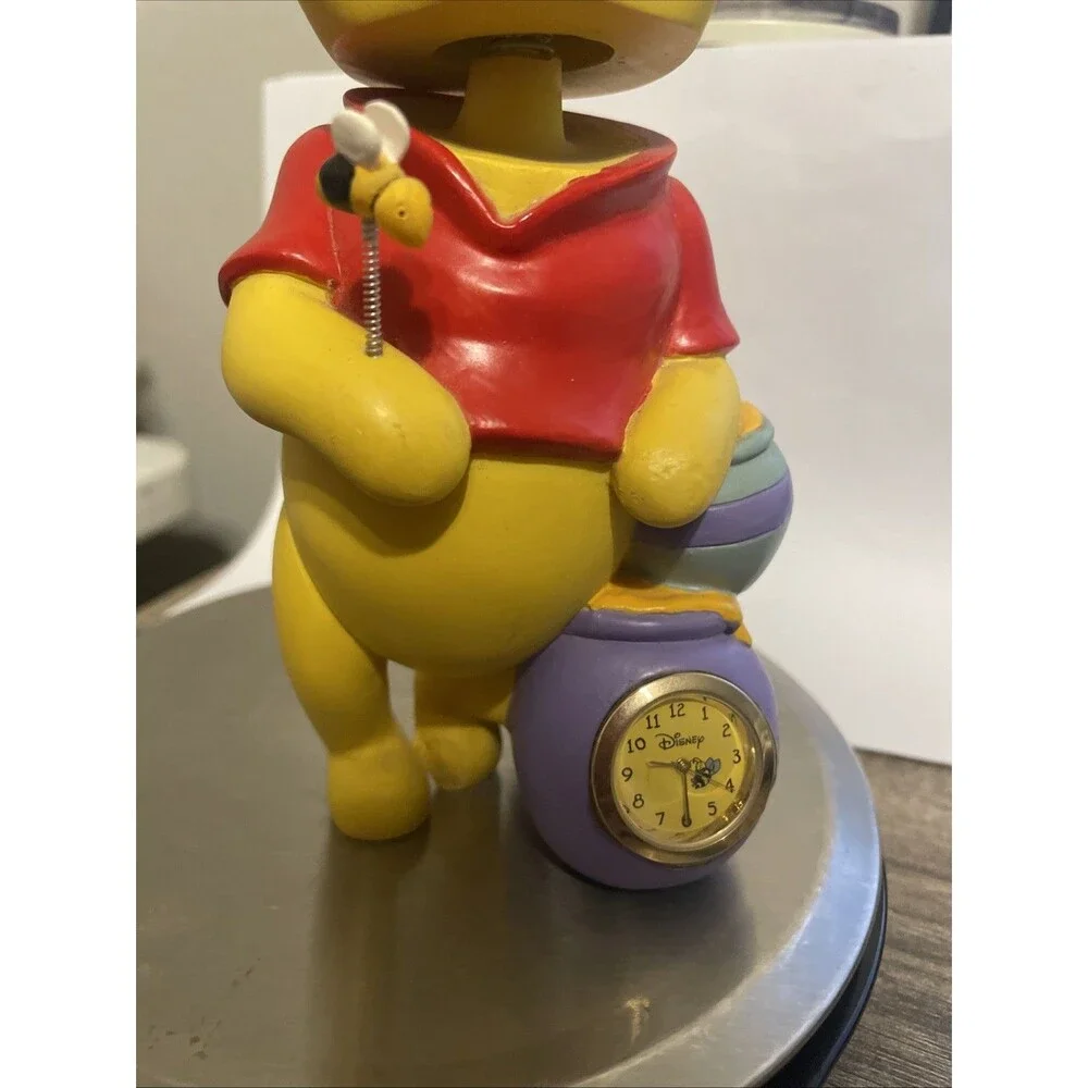 Vintage Winnie the Pooh Honey Pot Clock, Bumblebee Bobble Head